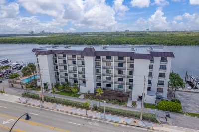 Comprar apartamento no Yacht Harbour Villas 104