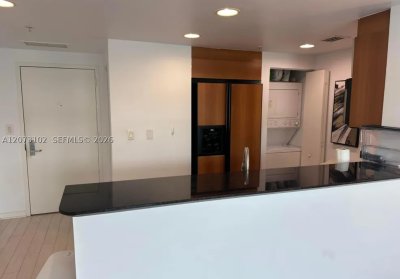 Alquiler de apartamento en One Miami West Tower 3706