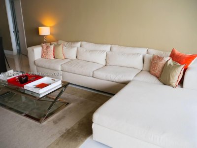 Aluguel de apartamento no The Grand A-3847