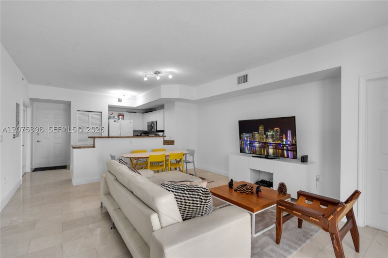 Apartment for rent at Gables Park Tower 1105