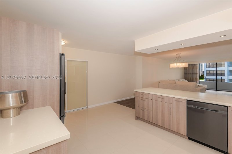 Condo for sale at Olympus Towers 521