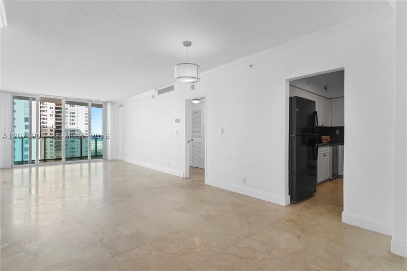 Apartment for rent at The Wave Condo 1239