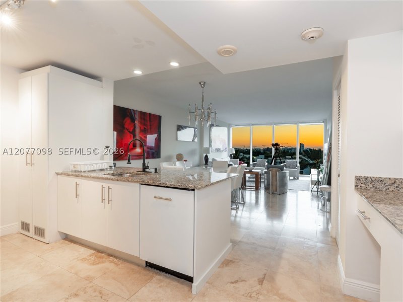 Condo for sale at Harbour House 527