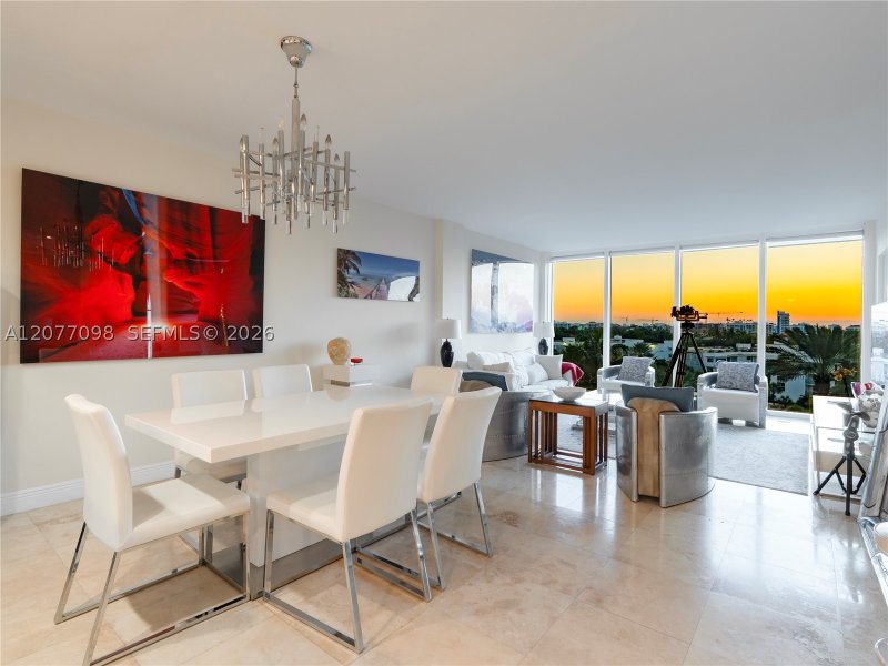 Condo for sale at Harbour House 527
