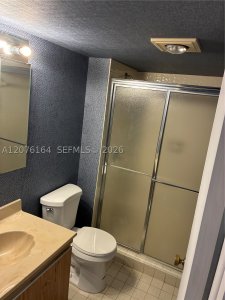 Aluguel de apartamento no Vendome Place 402