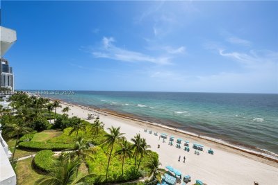 Comprar apartamento no Sands Pointe 907