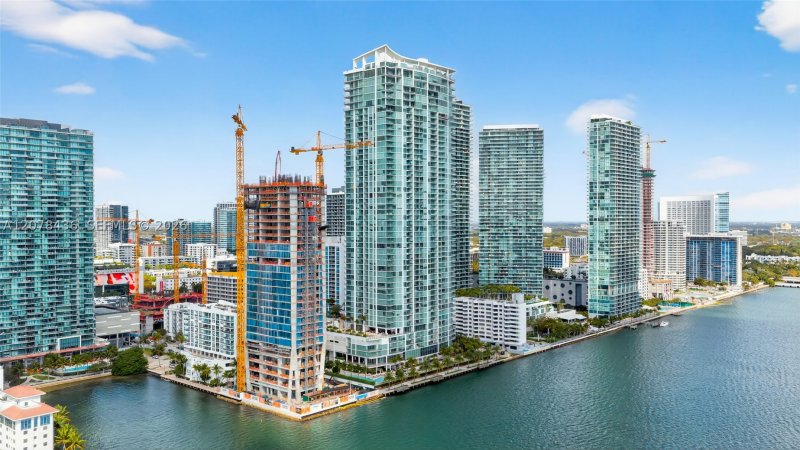 Condo for sale at Biscayne Beach 2209