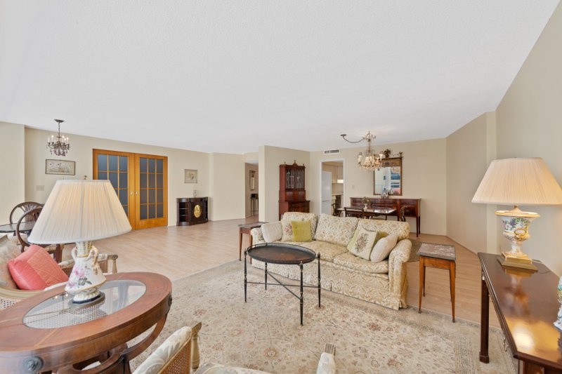 Condo for sale at The Galleon 408