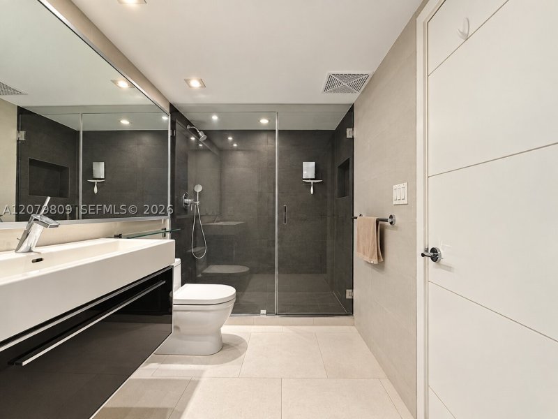 Comprar apartamento no Skyline On Brickell 1104