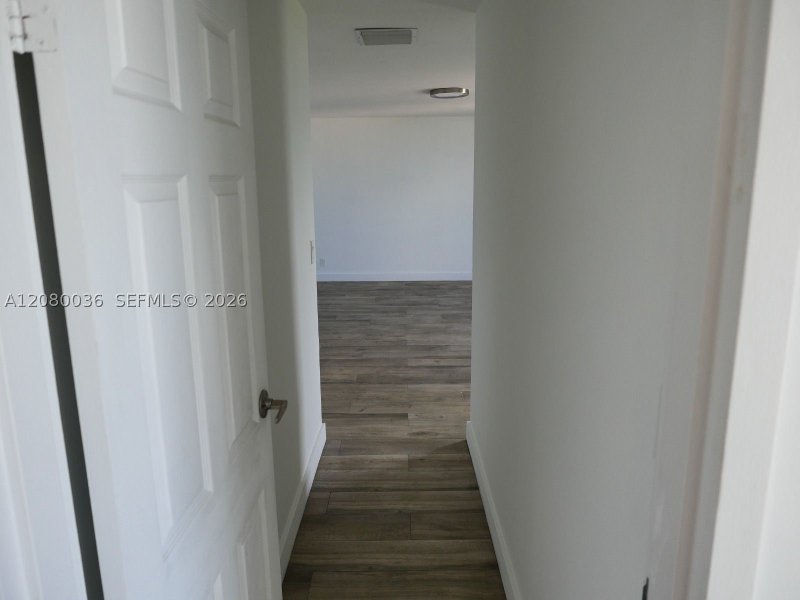 Apartment for rent at Sailboat Cay PH1701