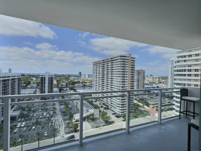 Comprar apartamento no Parker Plaza Estates 1626