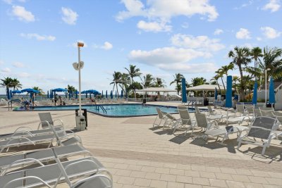Comprar apartamento no Parker Plaza Estates 1626