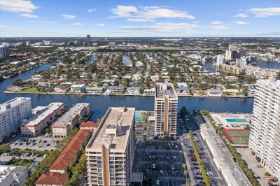 Comprar apartamento no Parker Plaza Estates 1626
