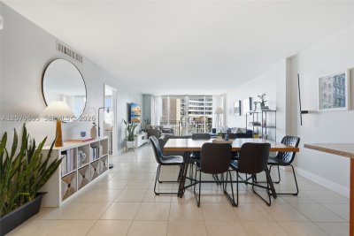 Comprar apartamento no Palm Bay Condo 2B