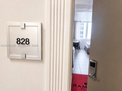Comprar apartamento no Aventura Beach Club 828