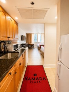 Comprar apartamento no Aventura Beach Club 828