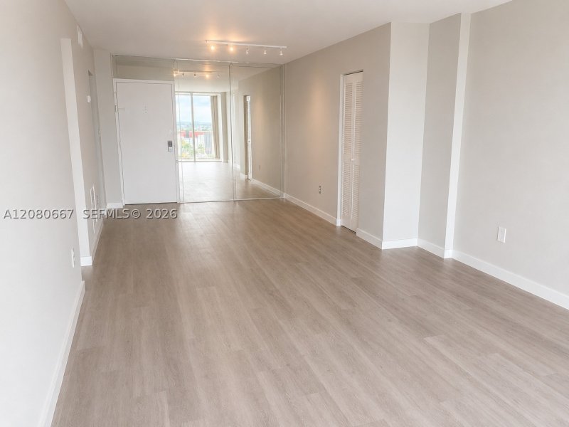 Apartment for rent at Kennedy House 14D