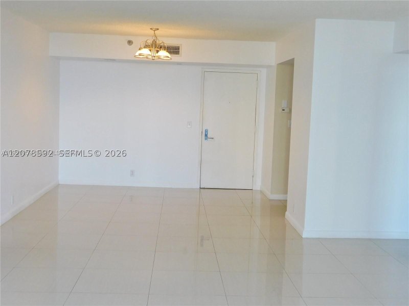 Apartment for rent at Parc Central South 1002