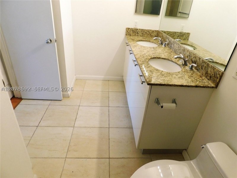 Apartment for rent at Parc Central South 1002
