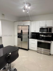 Aluguel de apartamento no Ocean Waves (old Champlain Towers North) 708