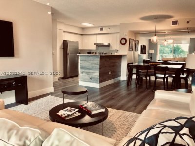 The Yacht Club at Aventura Apt #1401