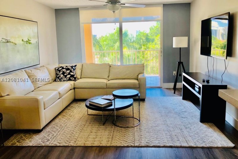 Apartment for rent at The Yacht Club at Aventura 1401