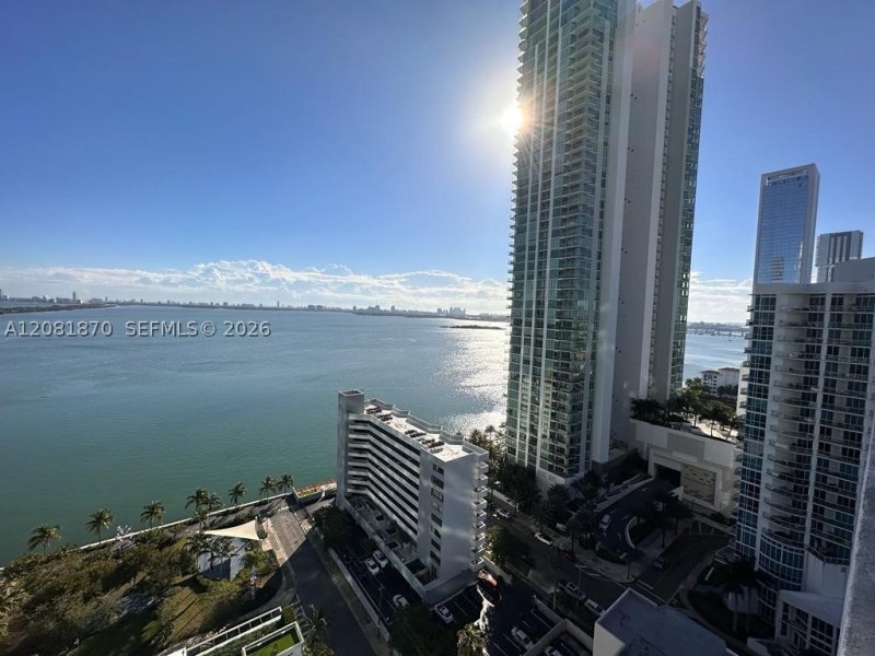 Apartment for rent at Gran Paraiso 4601