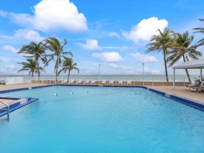 Comprar apartamento no Ocean Summit 1110