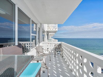 Comprar apartamento no Ocean Summit 1110
