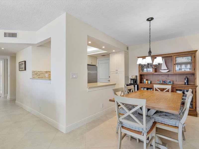 Condo for sale at Ocean Summit 1110