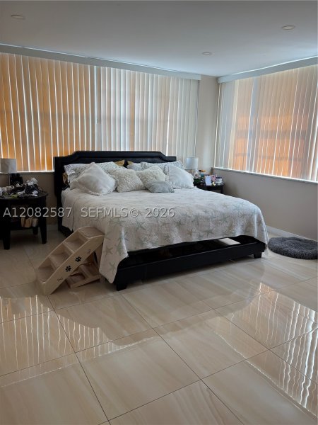 Apartment for rent at Bayview Towers B1605
