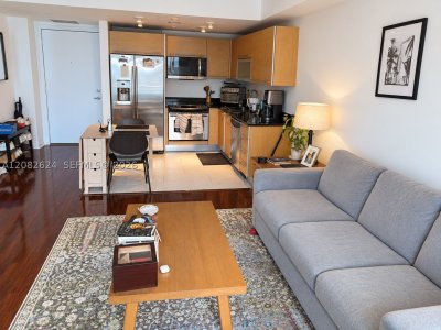 Comprar apartamento no The Plaza Tower II 2509