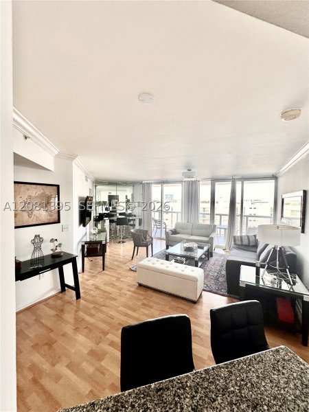 Apartment for rent at La Gorce Palace 806