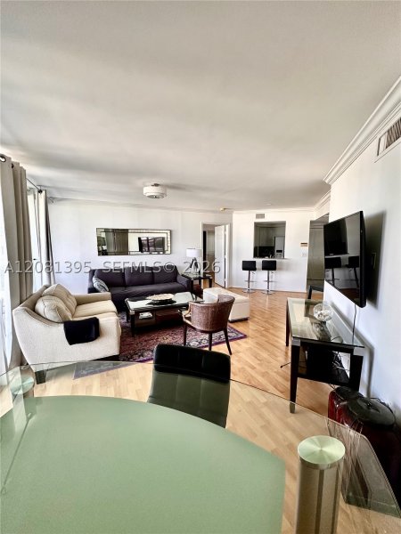 Apartment for rent at La Gorce Palace 806