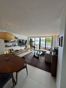 Alquiler de apartamento en Charter Club Condos 216