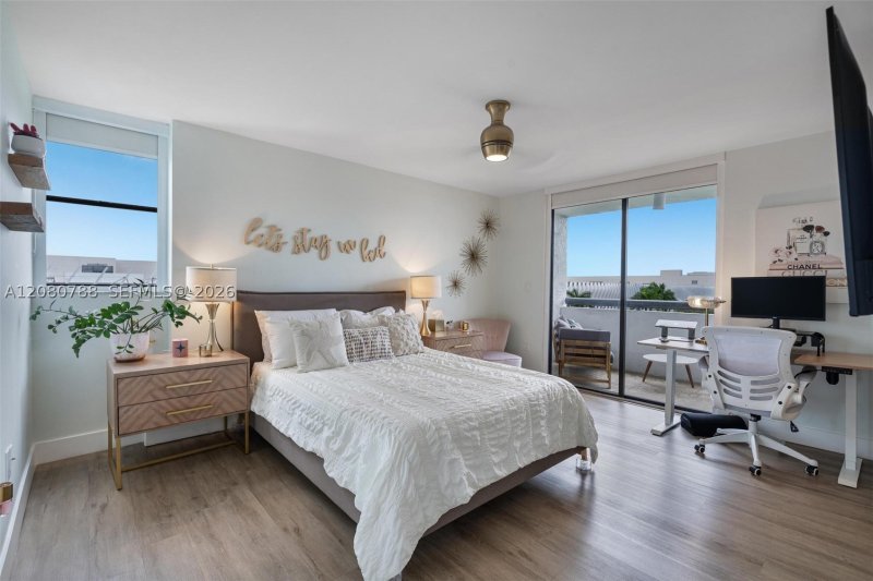 Condo for sale at Parc Plaza 6E