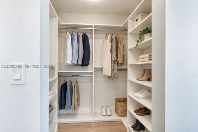 Comprar apartamento no Parc Plaza 6E