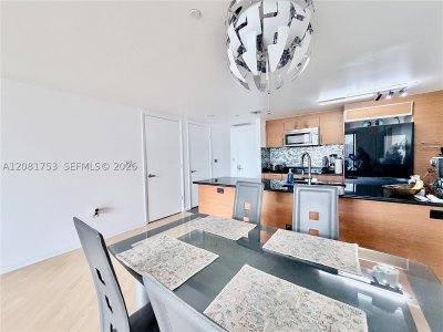 Comprar apartamento no 50 Biscayne 3211