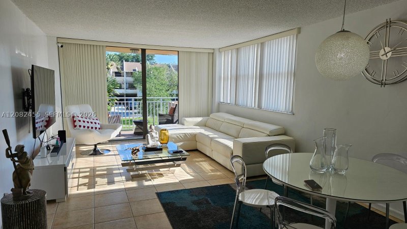 Condo for sale at Waterside Towers 102