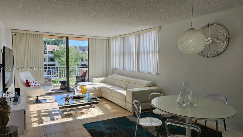 Condo for sale at Waterside Towers 102