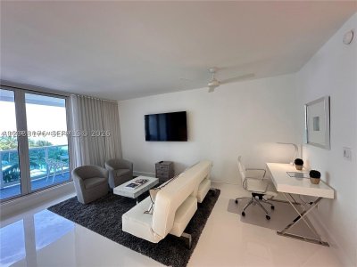 Comprar apartamento no Roney Palace 611
