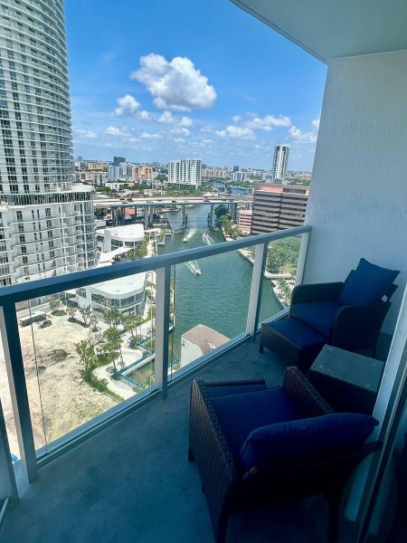 Apartment for rent at Latitude On The River 1802