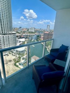 Aluguel de apartamento no Latitude On The River 1802