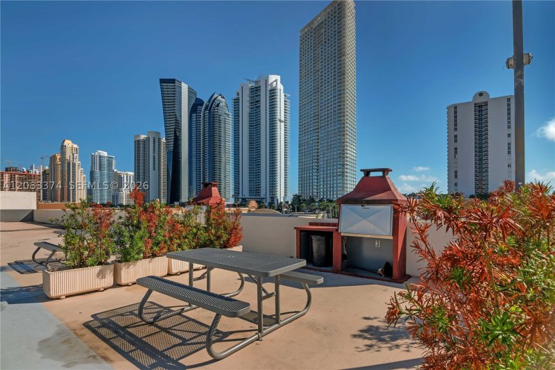 Alquiler de apartamento en Plaza of the Americas 211