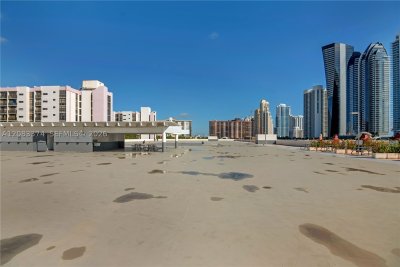 Alquiler de apartamento en Plaza of the Americas 211