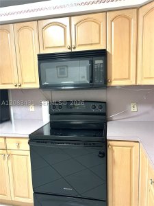 Aluguel de apartamento no Hallmark of Hollywood 1404