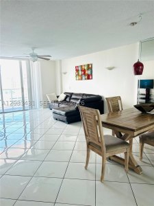 Aluguel de apartamento no Hallmark of Hollywood 1404