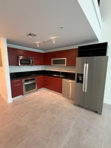 Apartment for rent at Vizcayne Everglades On The Bay 645