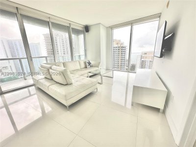 Aluguel de apartamento no Icon Brickell Tower II 2702
