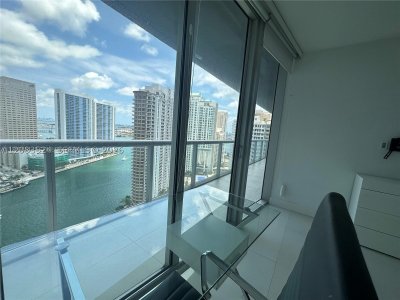 Aluguel de apartamento no Icon Brickell Tower II 2702